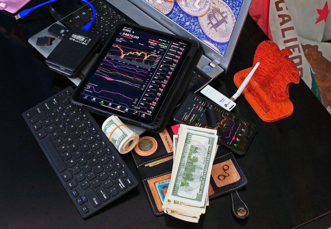 Dollar Index (DXY) Suffers Worst Crash Since 1991; Bitcoin's 'Stochastic' Points to Renewed Drop Below $100K